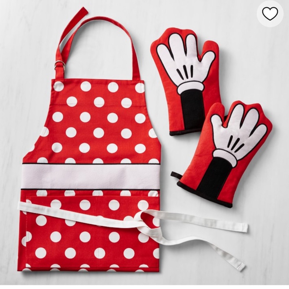 Williams Sonoma Minnie Apron and Oven Mitts (NWT)